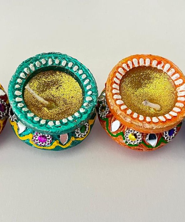 Handpainted Matki Diya with Wax, Set of 4, #MakeinINDIA - Image 7