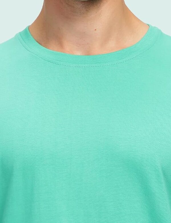 Men's Solid Round Neck Tshirt - Green - Image 3