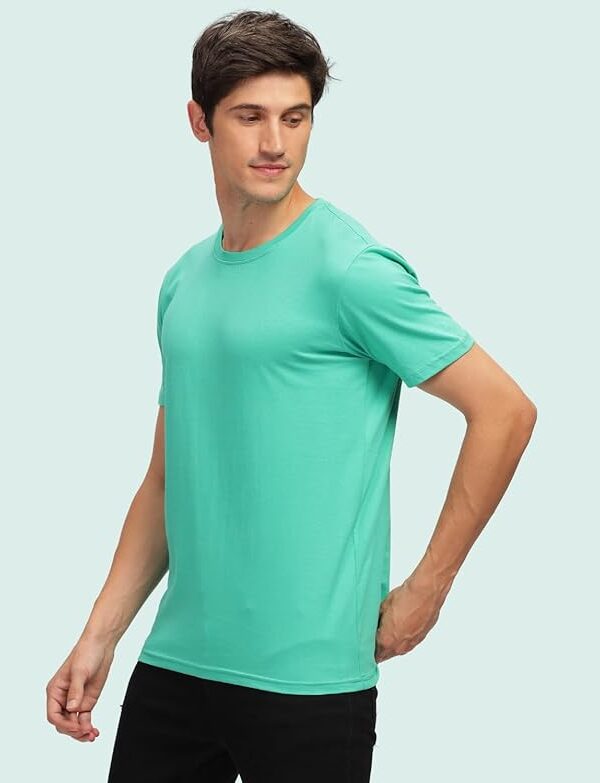 Men's Solid Round Neck Tshirt - Green - Image 5