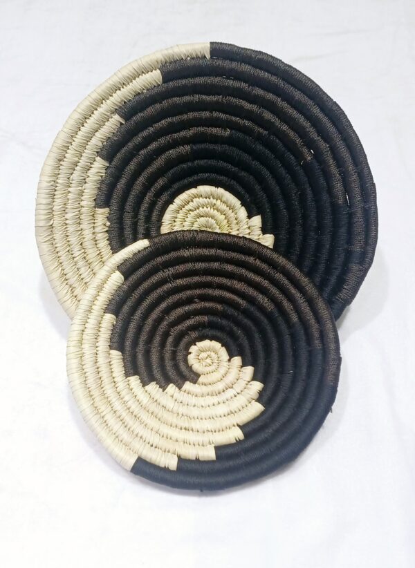 HANDCRAFTED Sabai Grass Wall Art for Home Decor | Eco-friendly | Set of 2 | Black | Circle