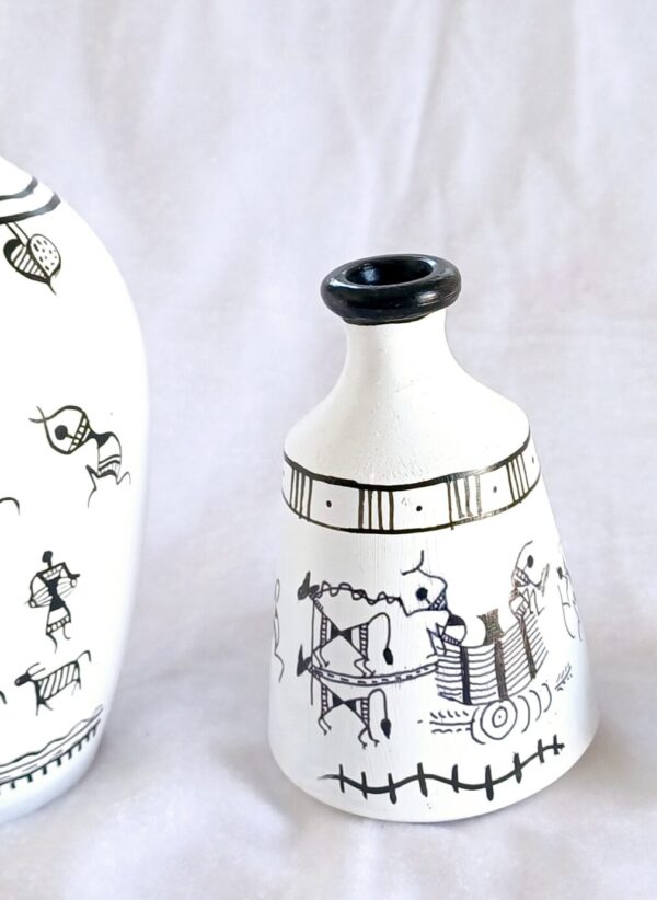 Decorative Terracotta Vases with Tribal Art Design, White and Black, Set of 3 - Image 3