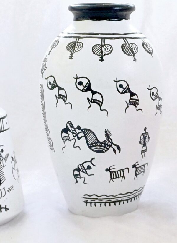 Decorative Terracotta Vases with Tribal Art Design, White and Black, Set of 3 - Image 8