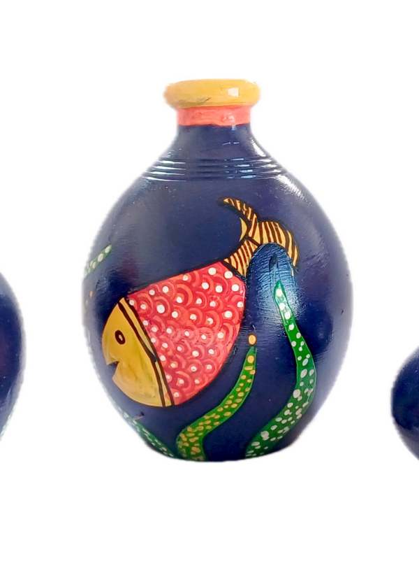 Decorative Terracotta Vases with Fish Design, Navy Blue and Yellow, Set of 3 - Image 3