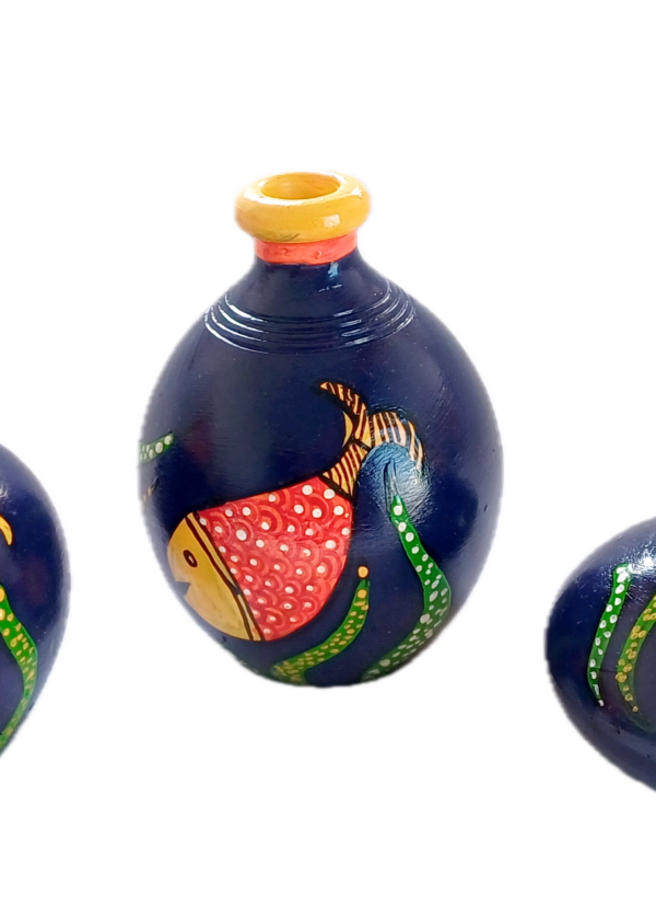 Decorative Terracotta Vases with Fish Design, Navy Blue and Yellow, Set of 3 - Image 4